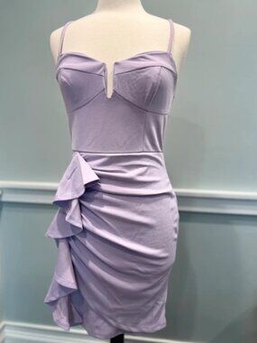 Short fitted lilac dress